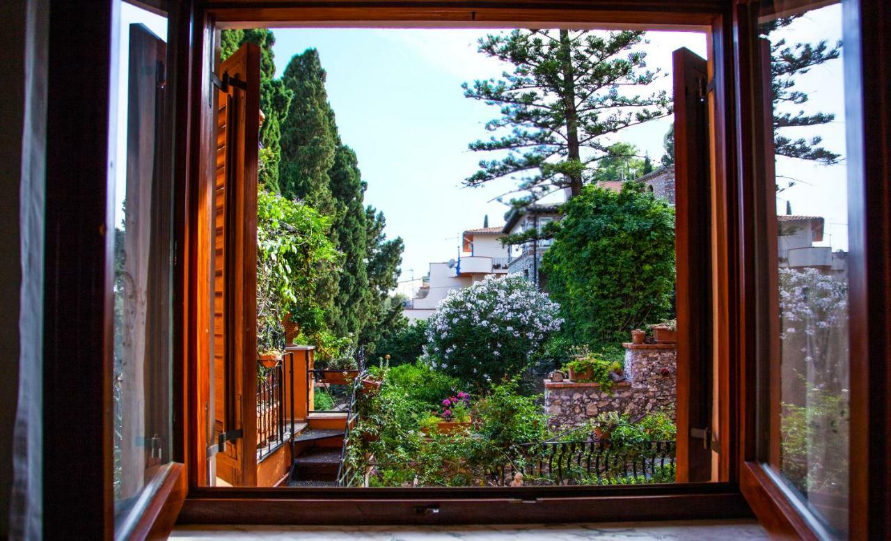 Casa Carla Lejlighed Taormina Eksteriør billede